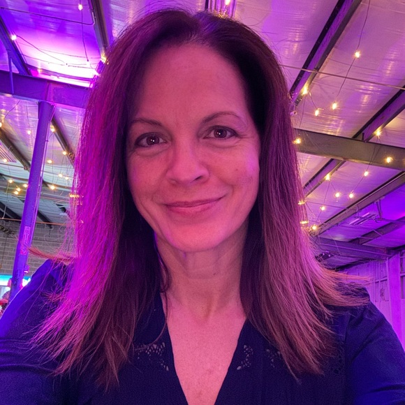 Meet your Posher, Jody - Picture 1 of 4